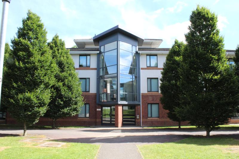 fachada da escola do curso de ingles em dublin