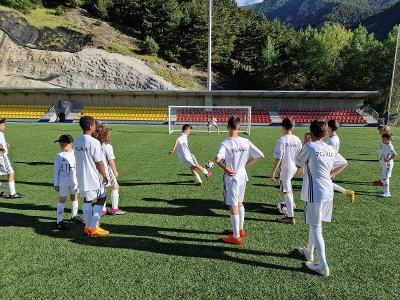 Campo de férias Futebol Real Madrid na Marinha Grande
