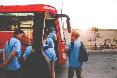 Campos de férias com Transporte Acompanhado 2025