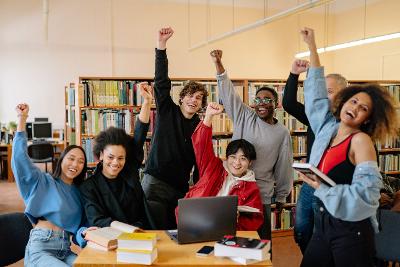 Cursos de Línguas em Cambridge 2025