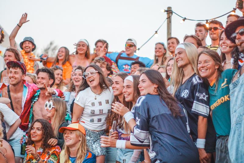 Carnaval na escola: 3 atividades simples e inclusivas